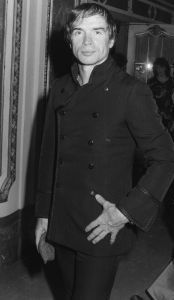 Rudolf Nureyev   1986  NYC, cliff.jpg